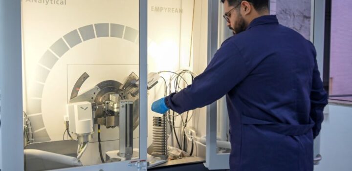 IEL abre 231 vagas para pesquisadores em projetos de inovação com bolsas de até R$ 12 mil