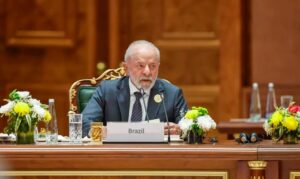 Leia mais sobre o artigo Na Índia, Lula defende governança global da IA liderada pela ONU