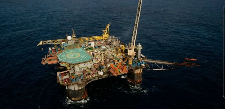 Indústria nacional recua 1,2% em dezembro e fecha 2025 com alta de 0,6%