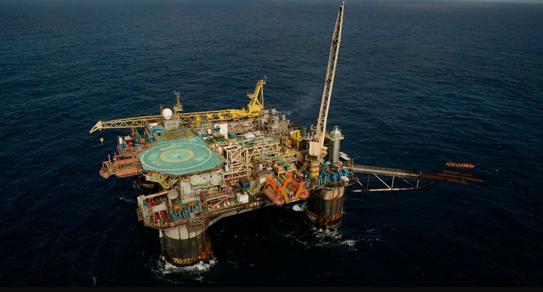 Faturamento da indústria anda de lado em 2025, aponta CNI