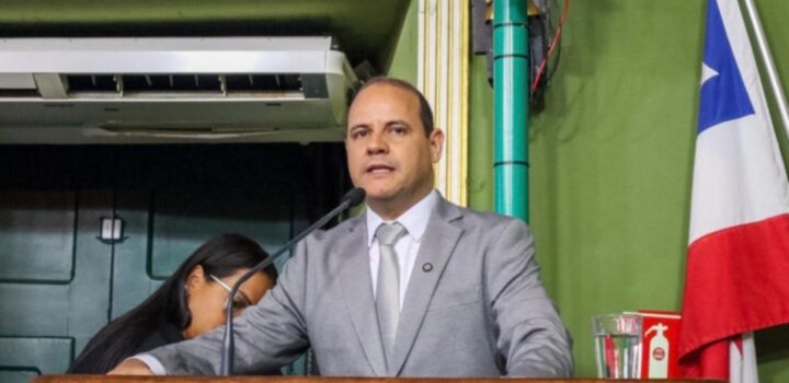 Randerson Leal questiona a cobrança abusiva de sacolas plásticas