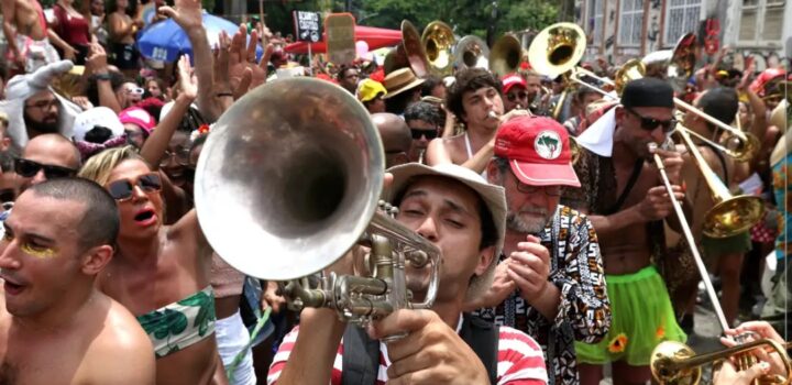 Medo da violência e golpes preocupa 79% dos foliões, estimam CNDL/SPC Brasil