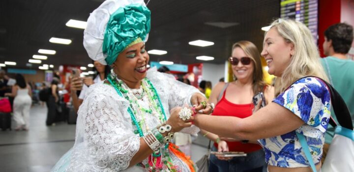 Volume das atividades turísticas na Bahia cai 2,5% em dezembro e fecha 2025 com alta de 6,6%