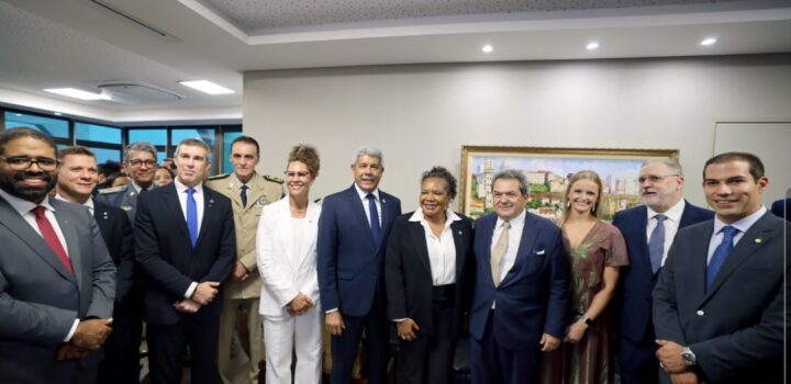 Governador prestigia posse do promotor Pedro Maia, reconduzido ao comando do MP baiano