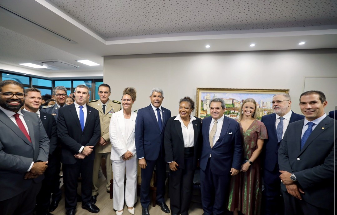 Governador prestigia posse do promotor Pedro Maia, reconduzido ao comando do MP baiano