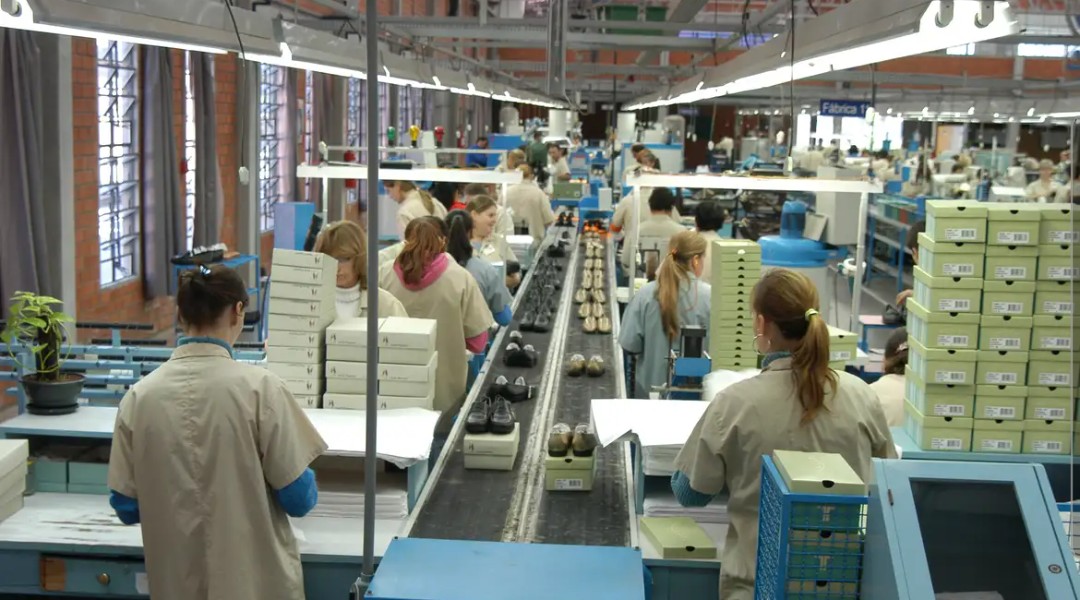 Empresas têm até este sábado para enviar dados salariais por gêneros