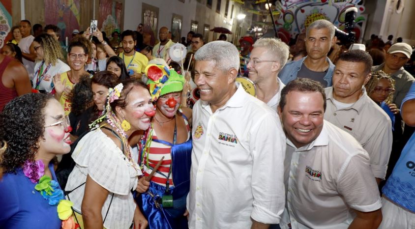 Governador prestigia abertura do Carnaval no Pelô e destaca valorização das manifestações culturais baianas