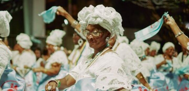 Cortejo Afro e Alvorada reforçam cultura afro-brasileira no Carnaval da Bahia 2026