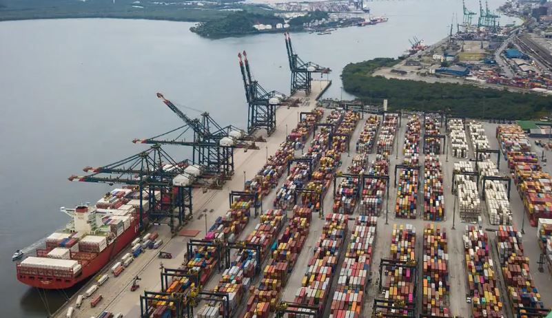 Balança comercial tem segundo melhor resultado para janeiro