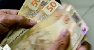 Leia mais sobre o artigo Mercado reduz previsão da inflação para 3,97% este ano