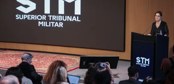 STM recebe pedido de perda de patente de Bolsonaro e mais 4 oficiais