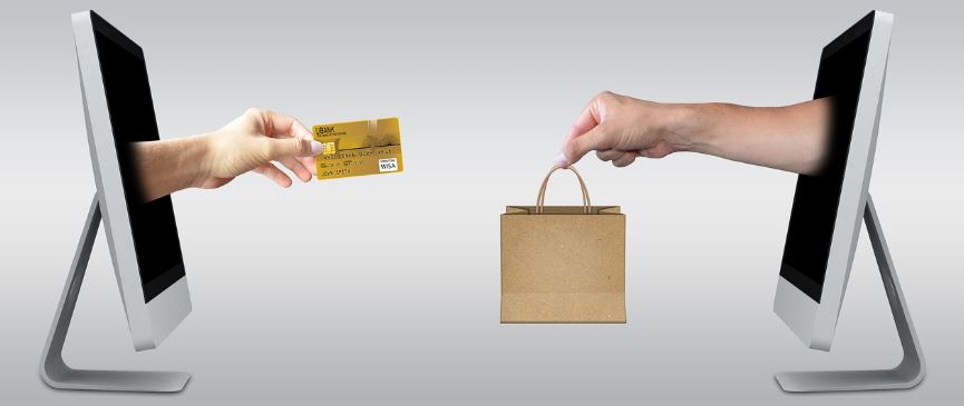 Vendas online aceleram no Mês do Consumidor com eletroeletrônicos, moda e beleza no topo