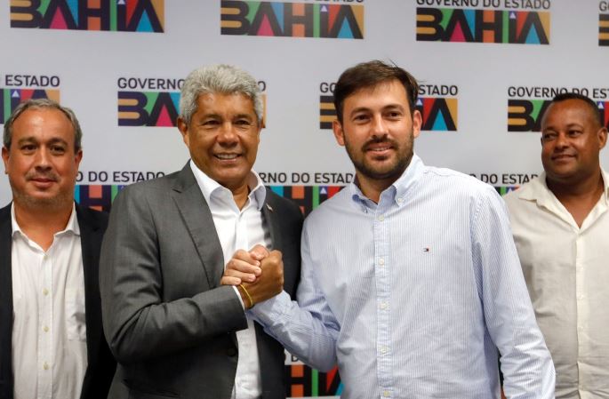 Novos equipamentos e ambulância são entregues para atendimento de saúde de moradores de Cabaceiras do Paraguaçu