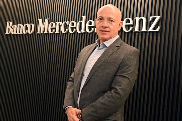Banco Mercedes-Benz cresce 13,8% em novos negócios e movimenta R$ 6,77 bilhões em financiamentos em 2025