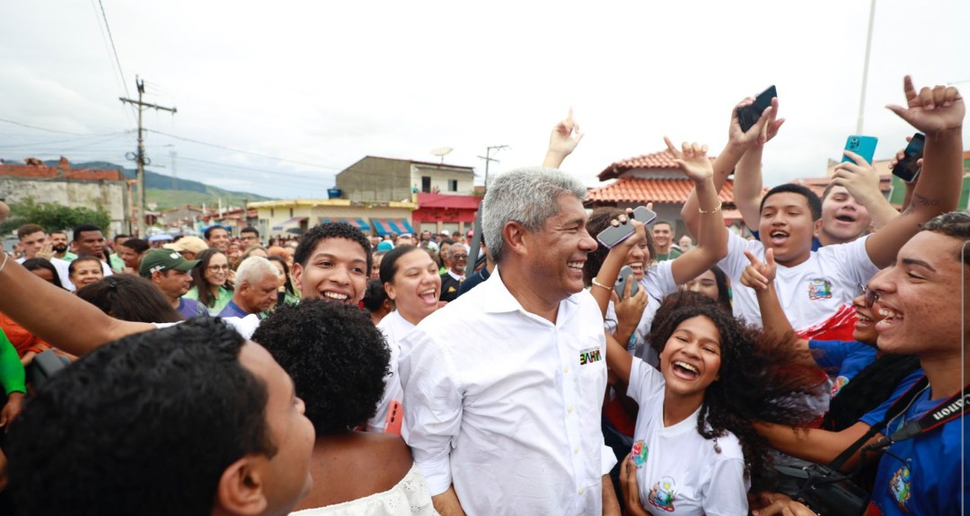 Nova delegacia e praça são entregues em Itarantim; Estado reforça saúde, infraestrutura e produção rural