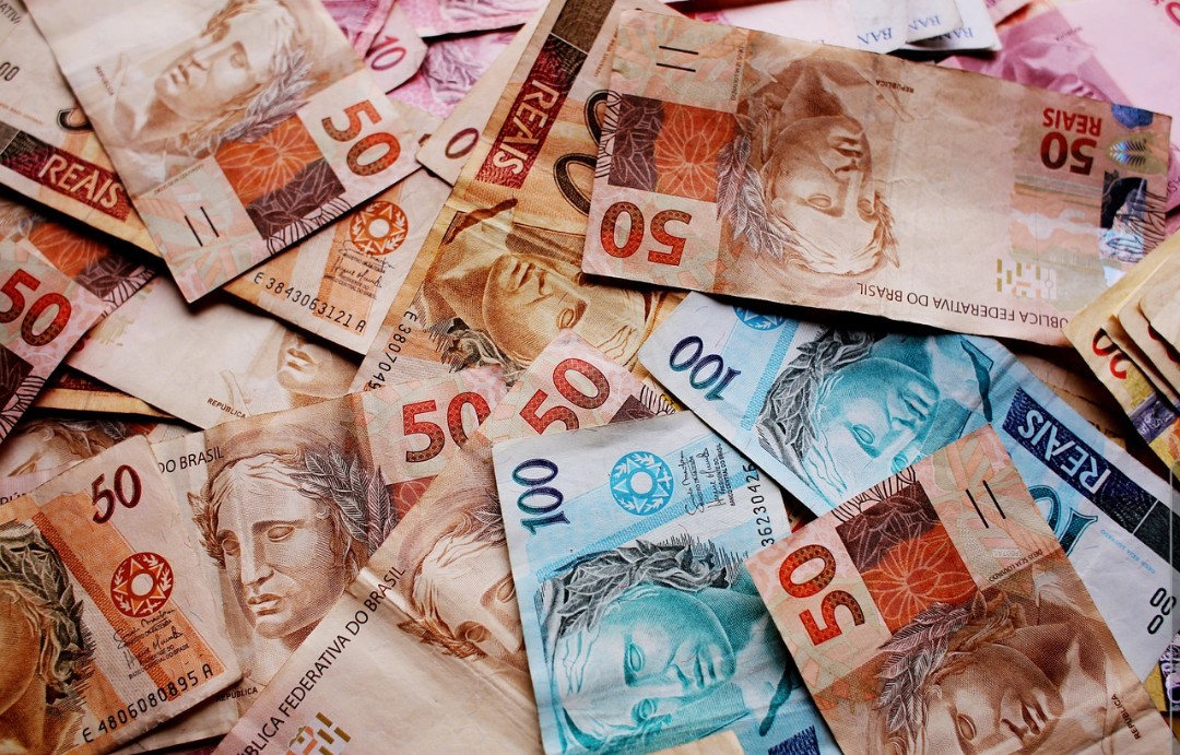 País começa o ano com aumento na busca por crédito, principalmente para empréstimos, aponta CNDL/SPC Brasil