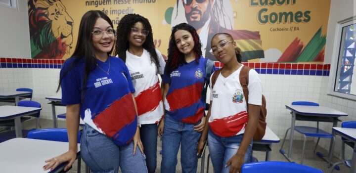 “Investir em educação é investir no futuro da Bahia”, destacou Jerônimo Rodrigues durante entrega de escola e novo CSU no bairro de Valéria
