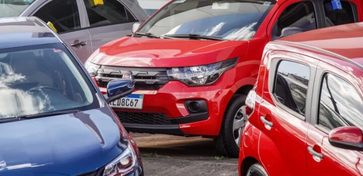 Pesquisa revela que 68% dos brasileiros pretendem comprar um carro em 2026, segundo a Webmotors