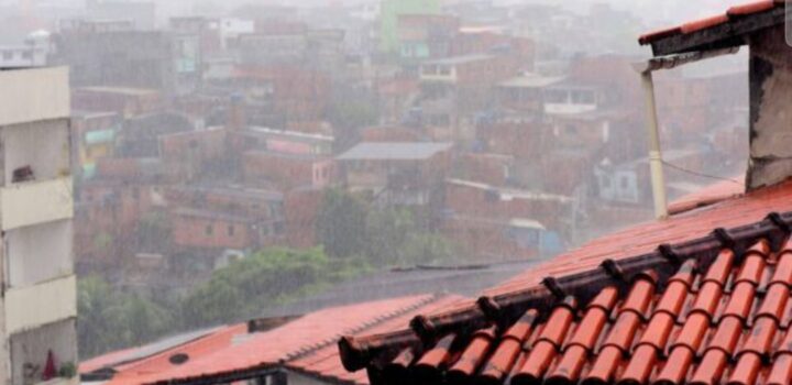 Defesa Civil eleva nível operacional de observação para atenção após fortes chuvas em Salvador