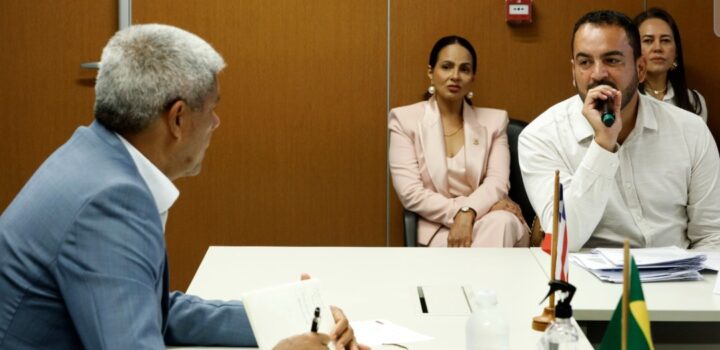 Reunião entre governador e prefeito de Ibipeba define investimentos e reforça ações no município