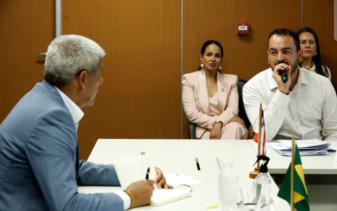 Reunião entre governador e prefeito de Ibipeba define investimentos e reforça ações no município