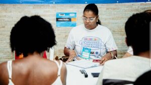 Leia mais sobre o artigo Caravana leva serviços e informações sobre direitos humanos em ação na Feira de São Joaquim