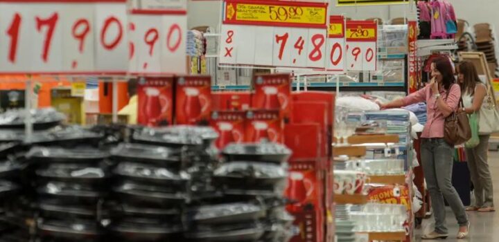 Mercado eleva previsão da inflação para 4,36% este ano