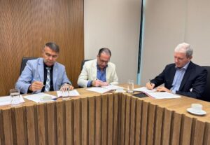 Leia mais sobre o artigo MPBA firma novo acordo com empresa Tronox para reforçar medidas de proteção e monitoramento ambiental em Camaçari