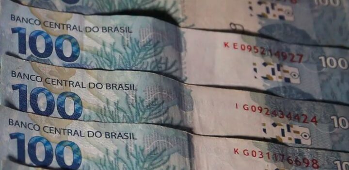 Governo propõe superávit primário de R$ 73 bilhões para 2027