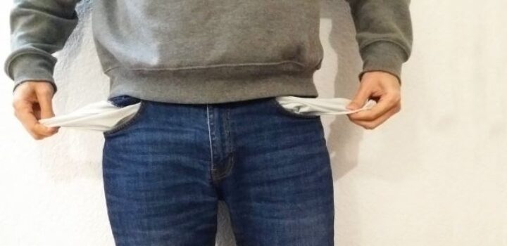 Reincidência atinge 85,34% dos consumidores que entraram na inadimplência em março, aponta CNDL e SPC Brasil