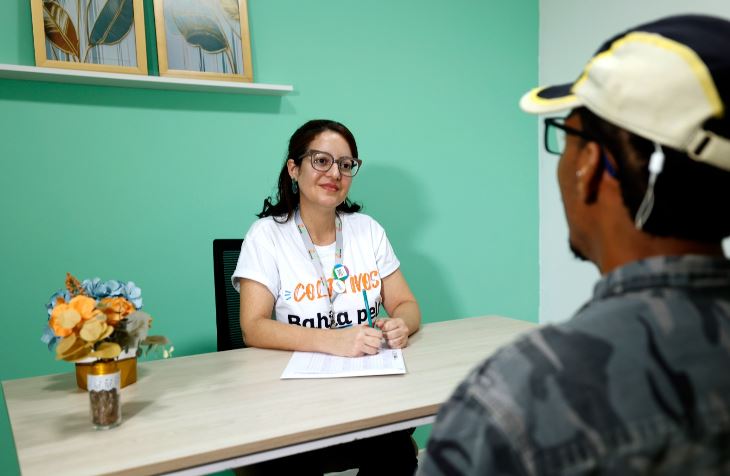 Programa Bahia pela Paz atua em comunidades e amplia trajetórias de jovens baianos: ‘enxerga a juventude preta e periférica’