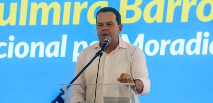 Vice-governador Geraldinho critica atraso da Prefeitura na entrega do Residencial Zulmira Barros