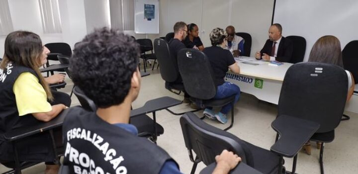 Governo da Bahia pagou parcelas de reajustes a 43 mil servidores nesta quinta-feira (30)