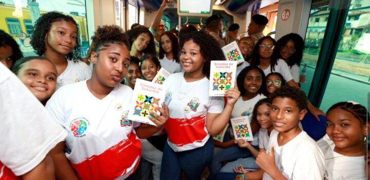 Circuito Educativo do VLT leva experiência de mobilidade urbana a estudantes da rede pública