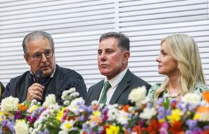 Leia mais sobre o artigo Ivana Bastos ressalta experiência de Maurício Kertzman em posse na presidência do TRE-BA