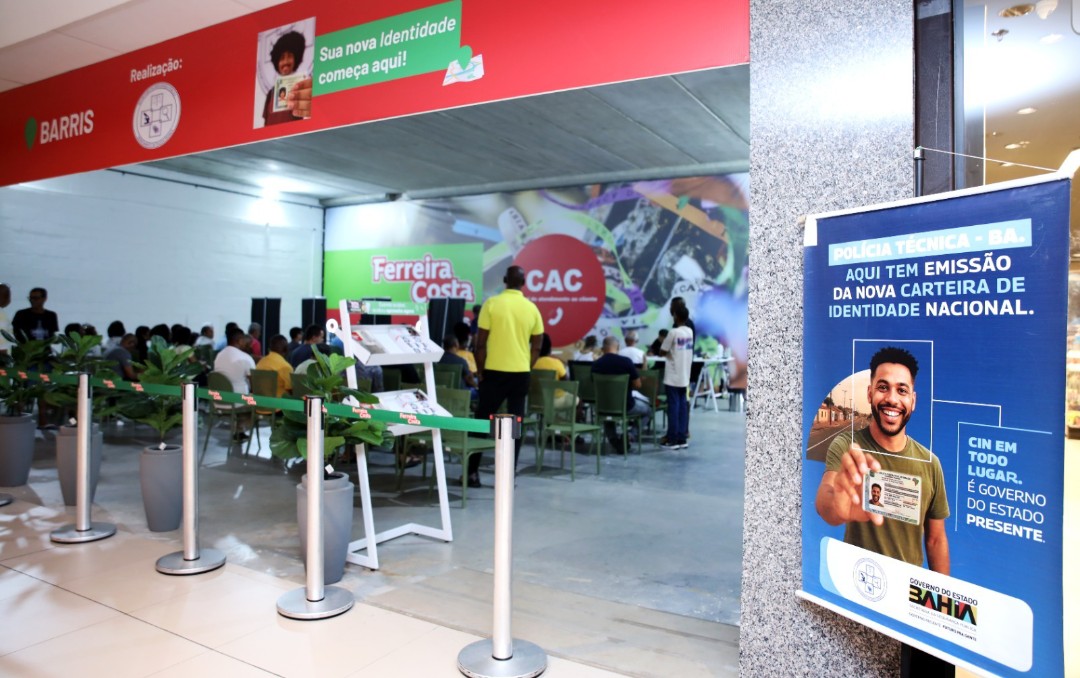Estado amplia acesso à cidadania com ação para emissão gratuita da nova carteira de identidade em Salvador