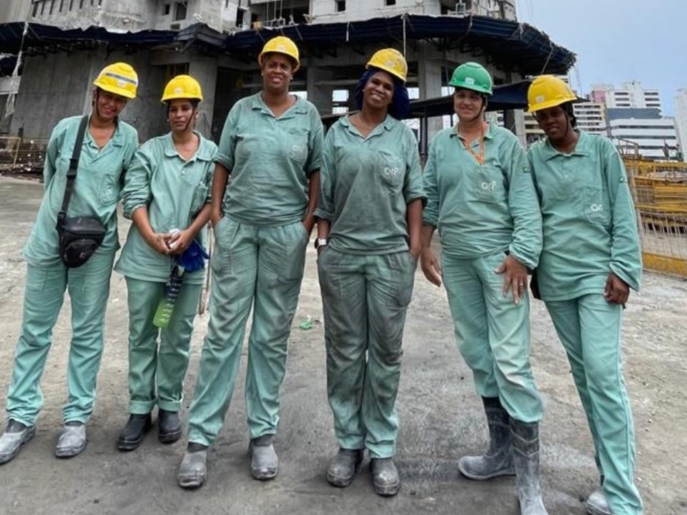 Programa Mulheres na Obra, da OR (Grupo Novonor), amplia presença feminina na construção civil
