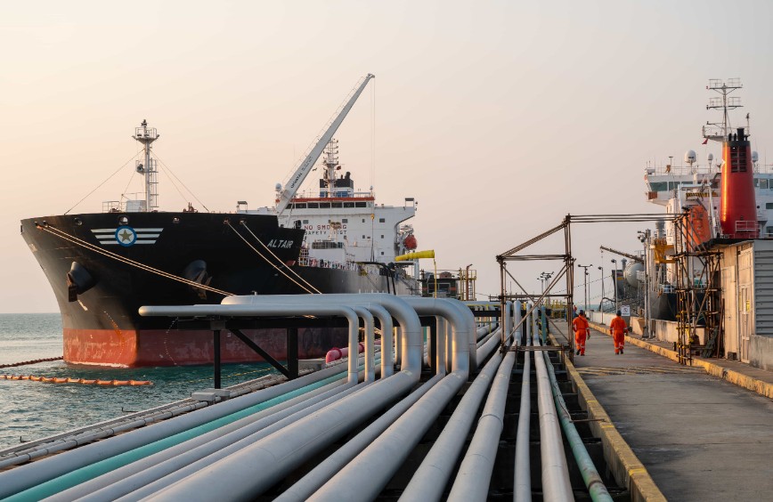 CNI: Transporte de contêineres por cabotagem pode reduzir em até 8,2% as emissões do setor