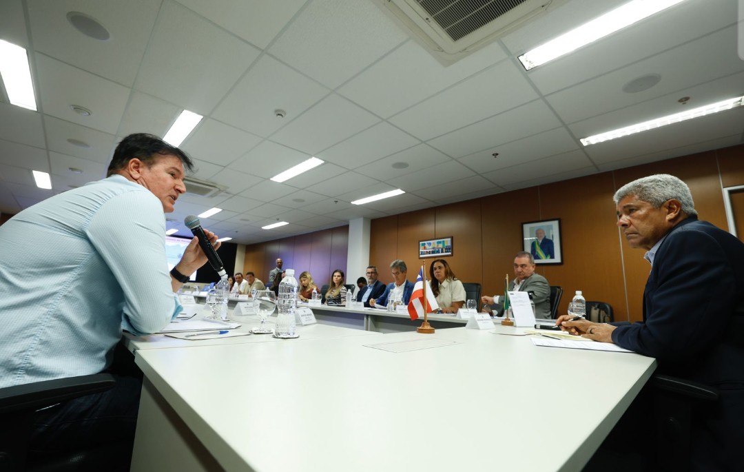 Estado garante ambulância, equipamentos e novos investimentos para Santa Teresinha