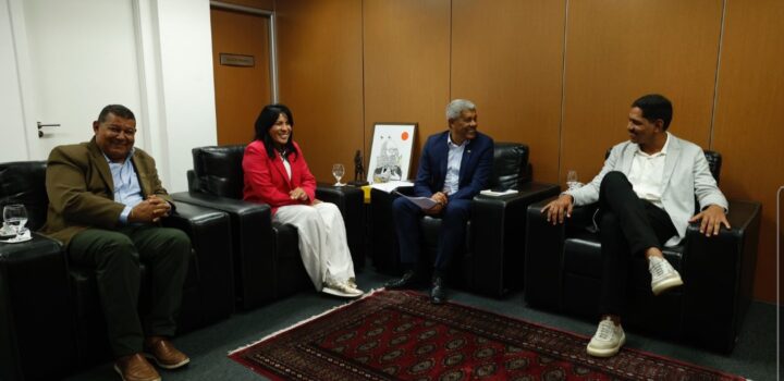 Durante reunião em Salvador, Jerônimo&nbsp; fortalece saúde e infraestrutura de Canarana