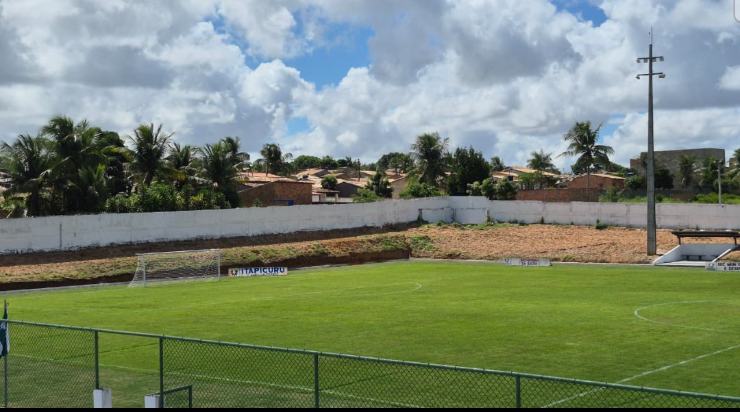 Estádio reformado e internet gratuita marcam entregas do Governo da Bahia em Itapicuru
