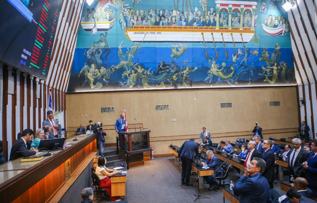 ALBA aprova projeto de lei que atualiza o piso salarial do Magistério