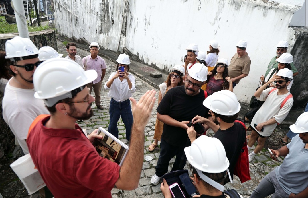 Caminhada guiada na Ladeira da Misericórdia debate memória urbana em Salvador