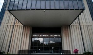Leia mais sobre o artigo Copom decide Selic em meio a guerra e inflação acelerando