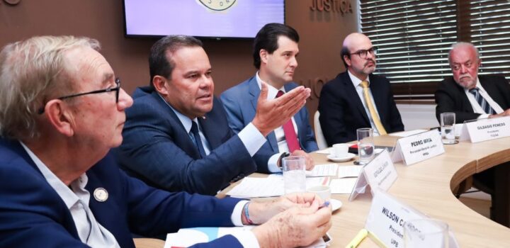 Vice-governador&nbsp; reforça compromisso com transparência nos festejos juninos no MPBA