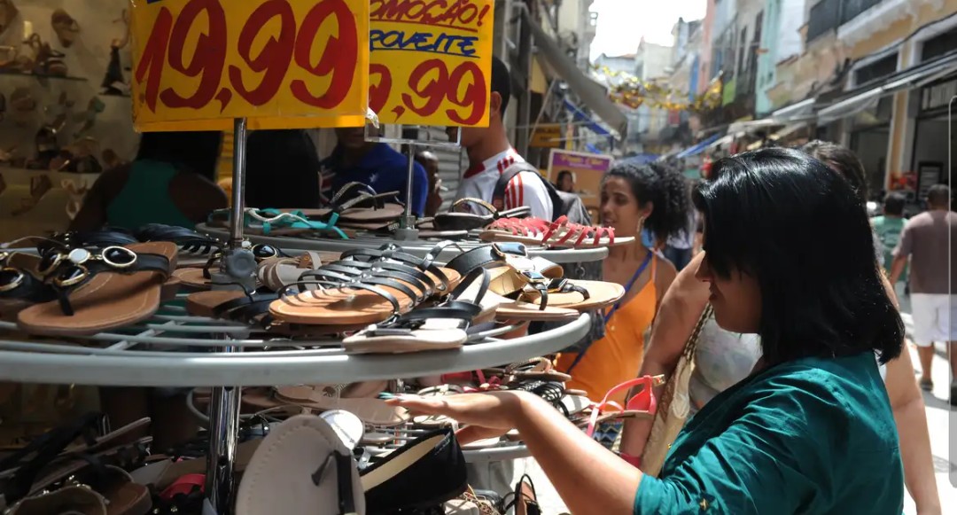 Especialistas avaliam redução da Selic anunciada pelo BC