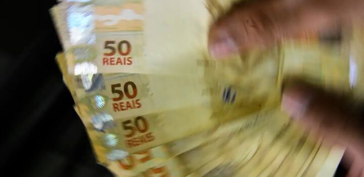 Inclusão financeira avança, mas falta tradução para o público, dizem especialistas