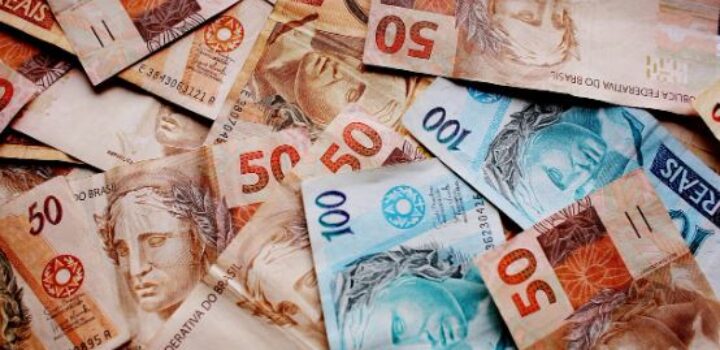 As taxas de juros das operações de crédito foram reduzidas no mês de abril