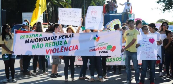 CCJ retoma nesta terça debate sobre redução da maioridade penal