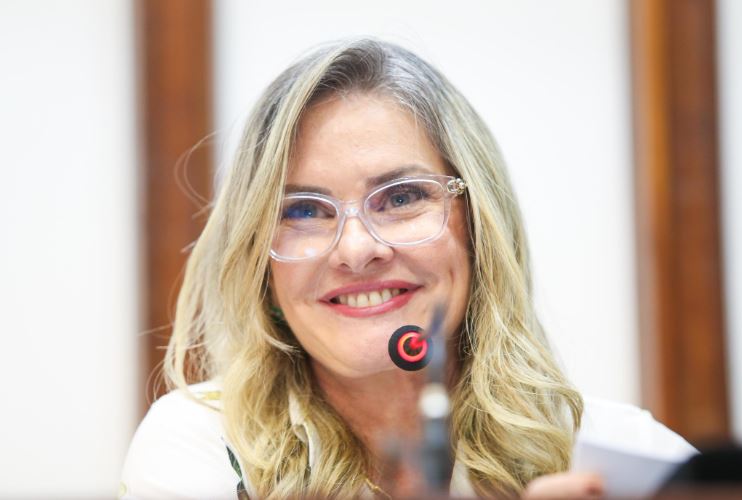 Ato de Ivana Bastos institui o programa ‘ALBA Protege Dados’, que prevê adesão das Câmaras Municipais
